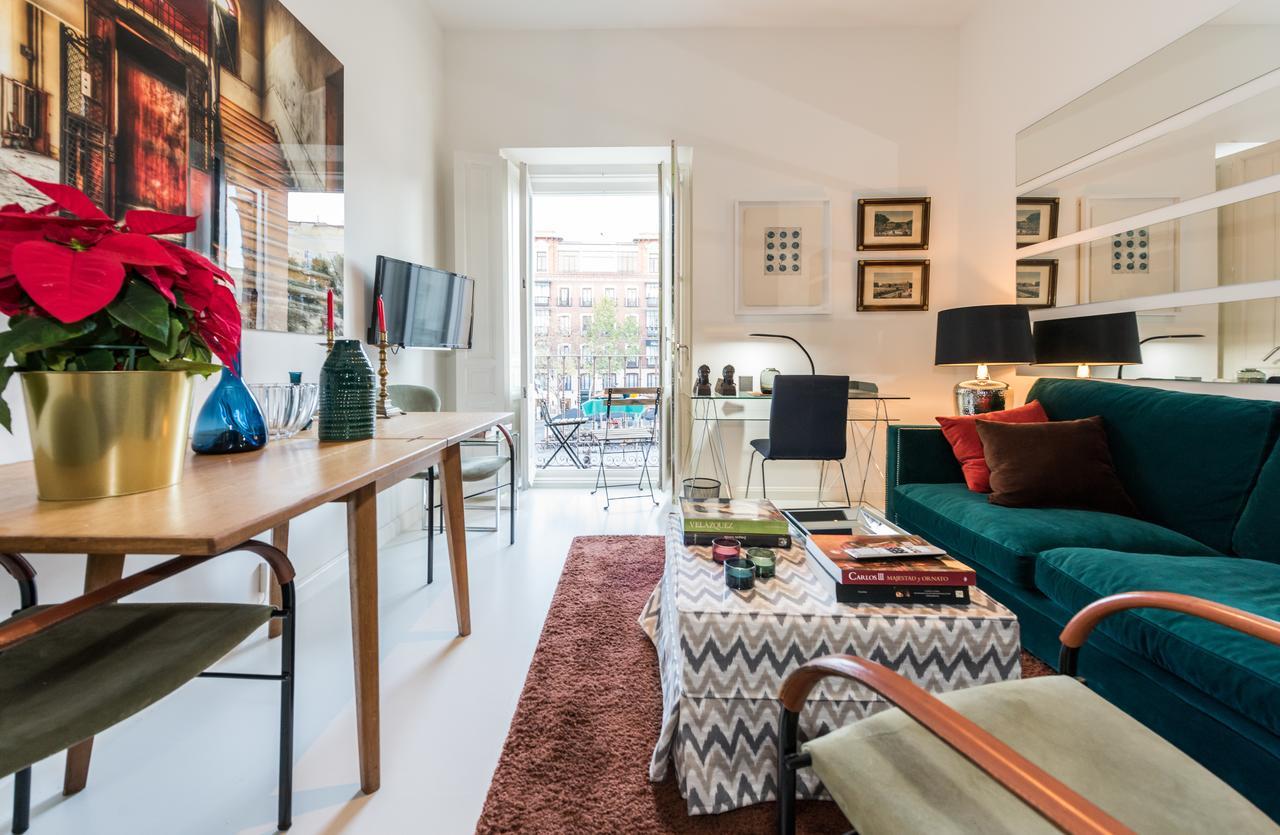 Apartamento Plaza Santa Ana Madrid Exterior foto
