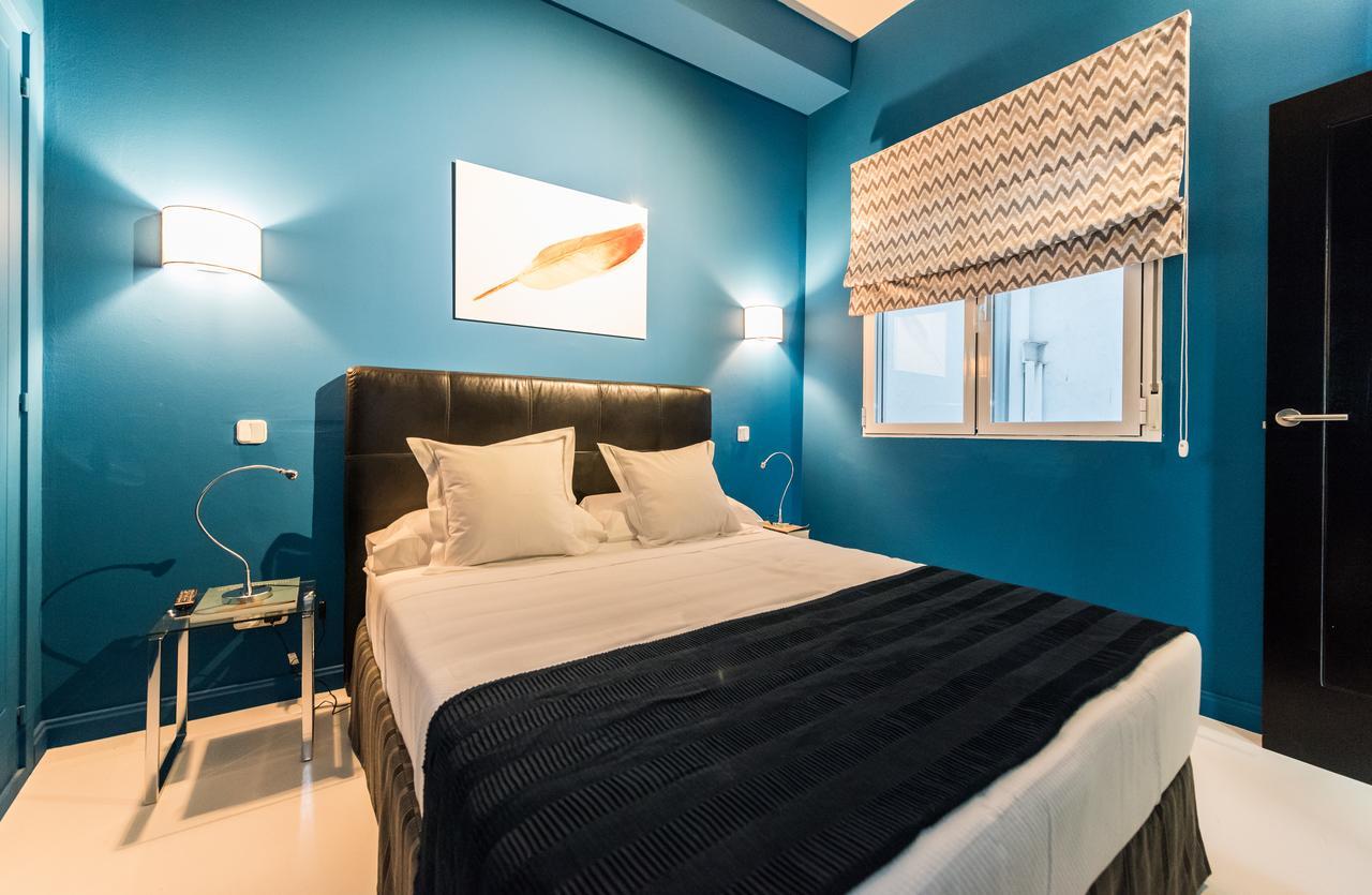 Apartamento Plaza Santa Ana Madrid Exterior foto