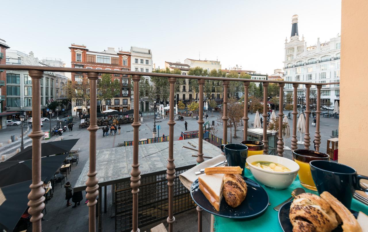 Apartamento Plaza Santa Ana Madrid Exterior foto